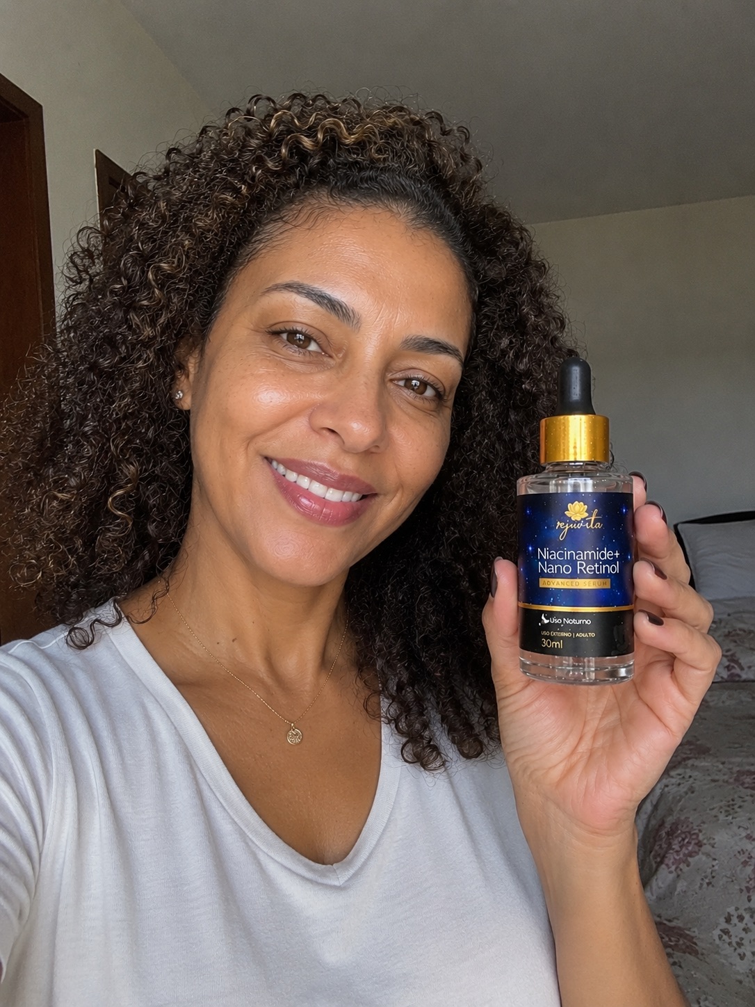Produto em mãos — Juliana